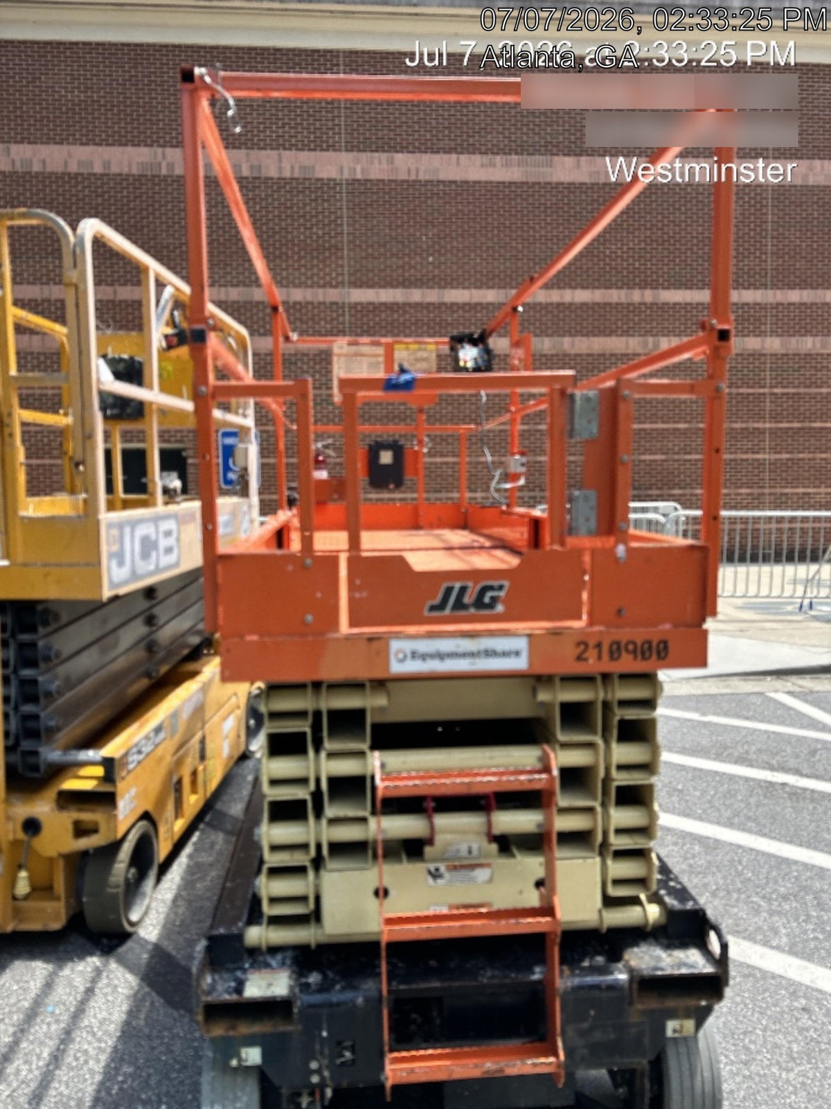 2022 JLG R3246