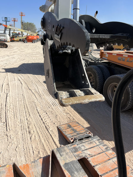 2023 TAKEUCHI TB235-2R