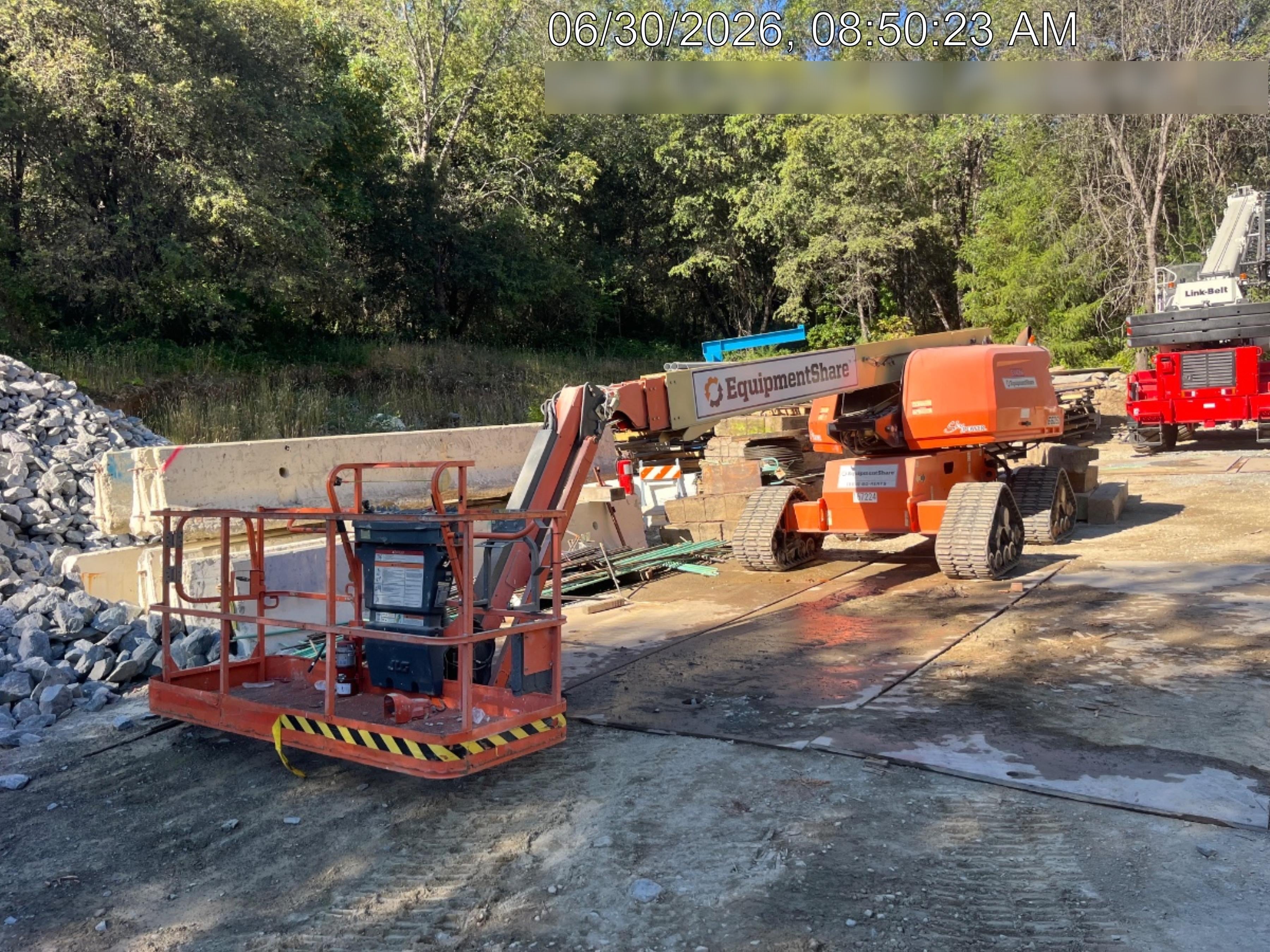 2021 JLG 660SJ Quad Track