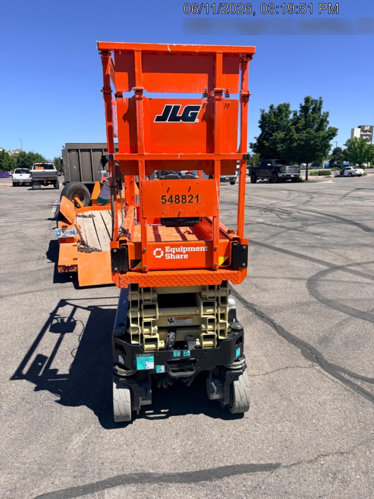 2025 JLG ES1932