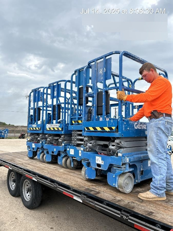 2023 GENIE GS-1432