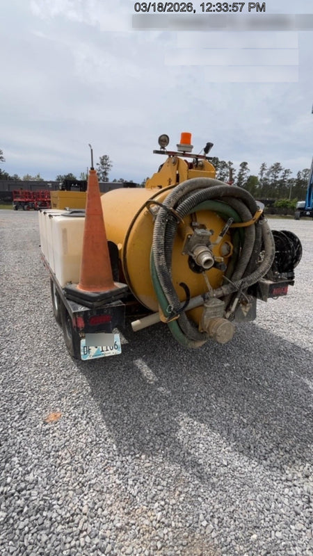 2022 VAC-TRON LP573XDT