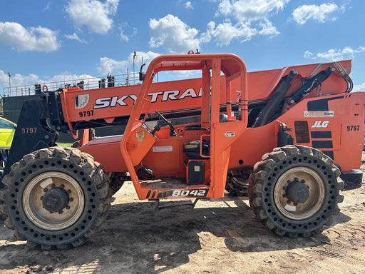 2018 SKYTRAK 8042