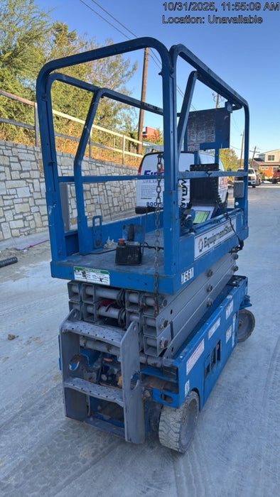 2017 Genie GS-1930 Genie GS-1930 Lift w/Fixed Rail and Chain Entry