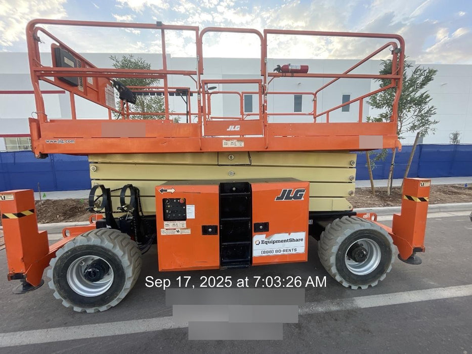 2019 JLG 430LRT