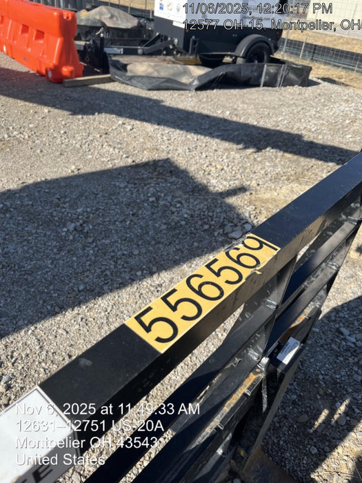 2025 ARROW MATERIAL HANDLING 48" Pallet Forks - Arrow