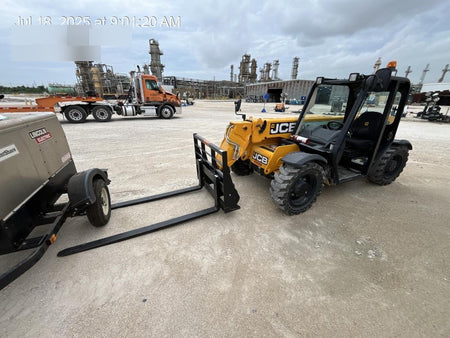 2025 ARROW MATERIAL HANDLING F5100CB - 72"