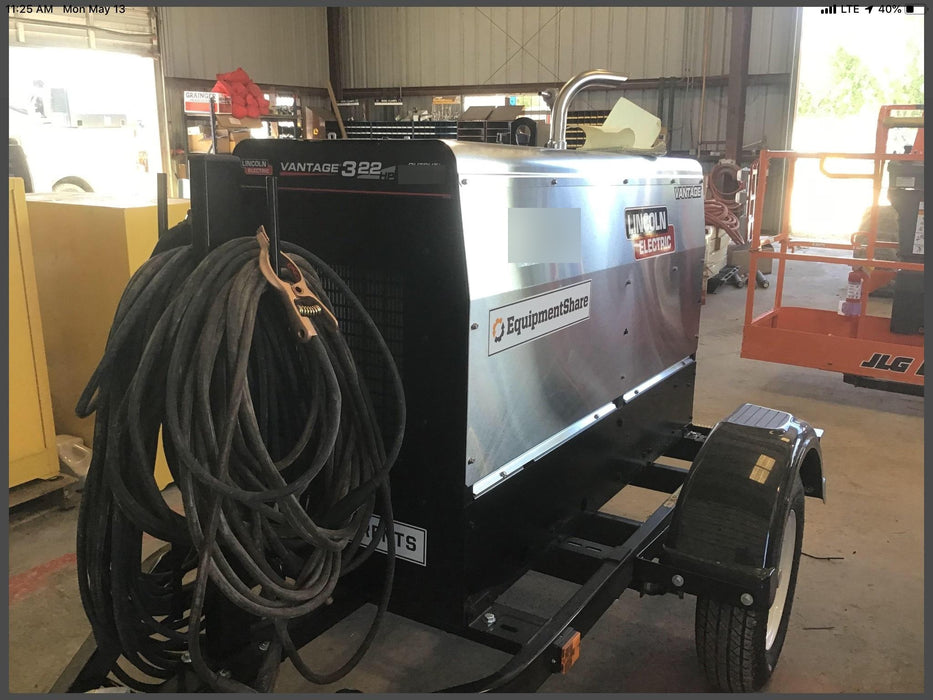2019 Lincoln Electric Vantage 322 Lincoln Vantage 322 Welder w/Trailer, Light Kit, Cable Rack