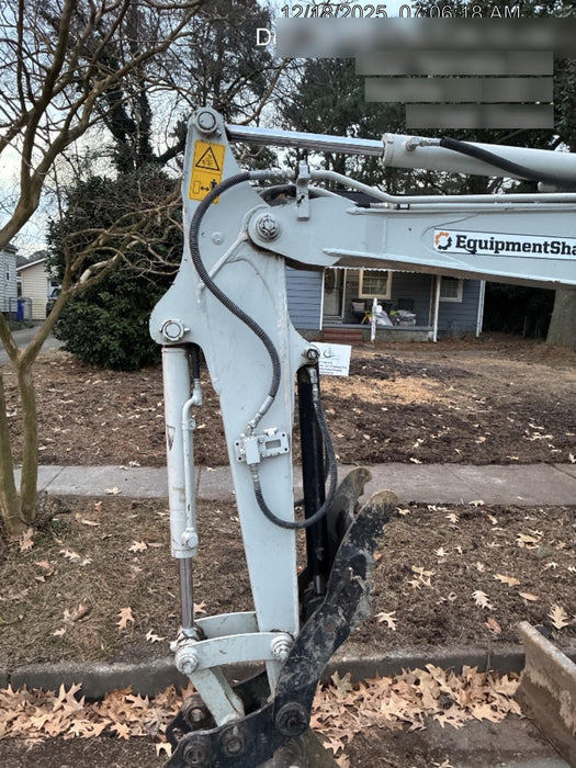 2021 TAKEUCHI TB235-2CR