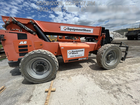 2020 SKYTRAK 8042