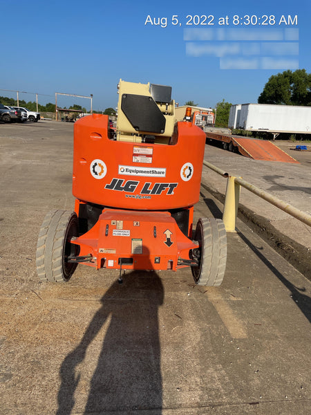 2019 JLG E450AJ