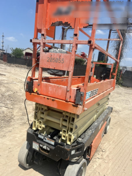 2022 JLG ES2632