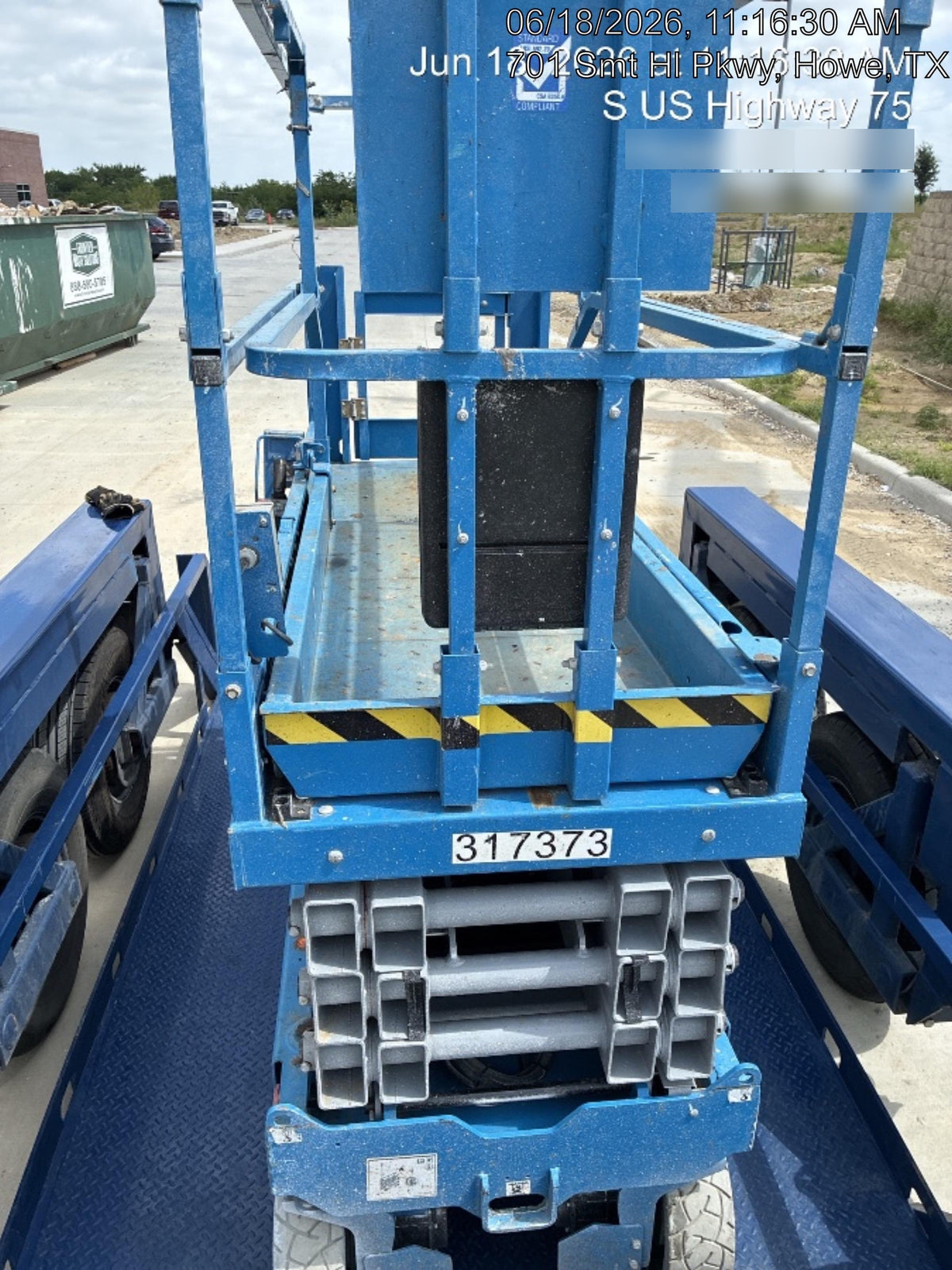 2023 GENIE GS-2632