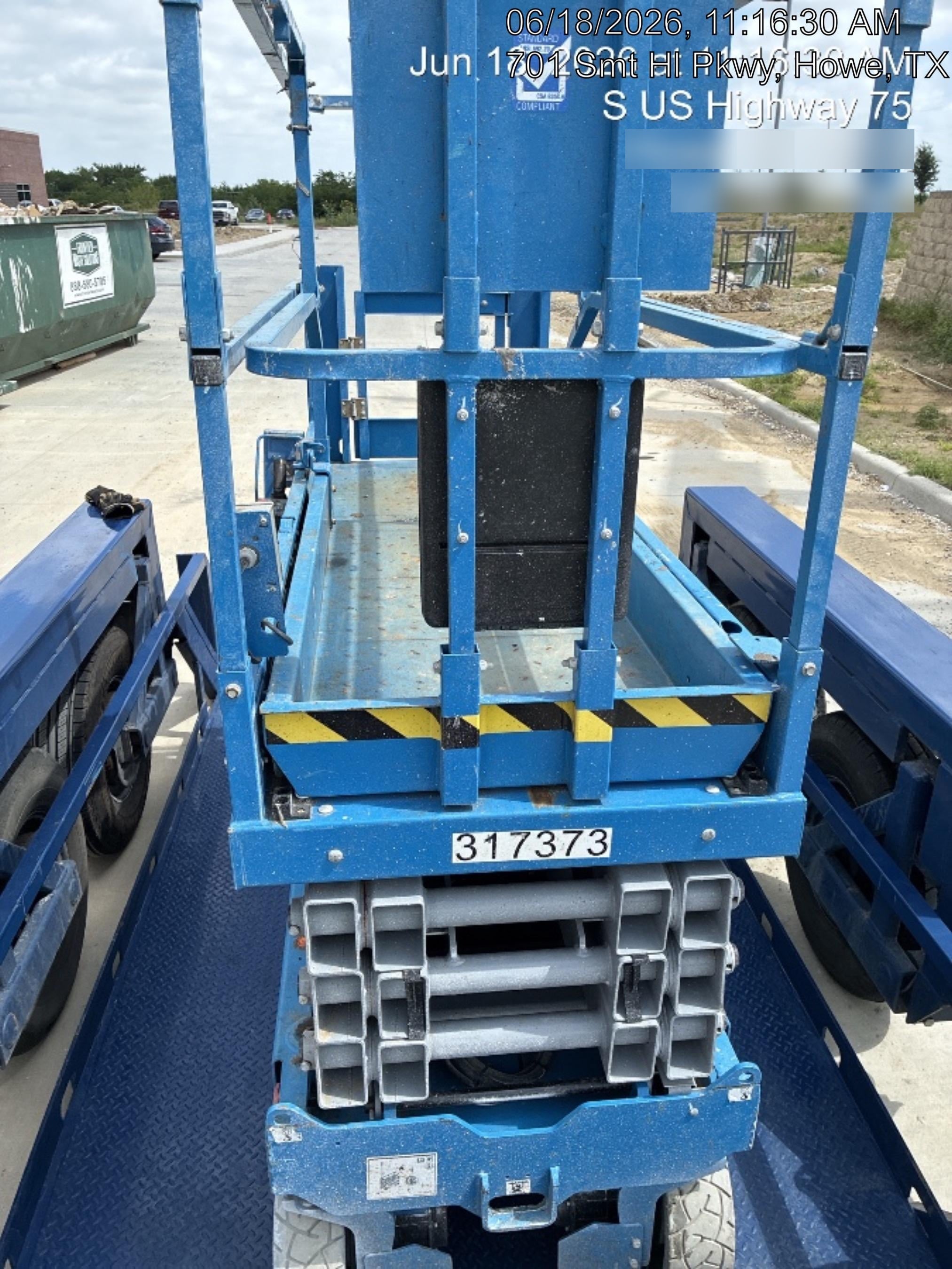 2023 GENIE GS-2632
