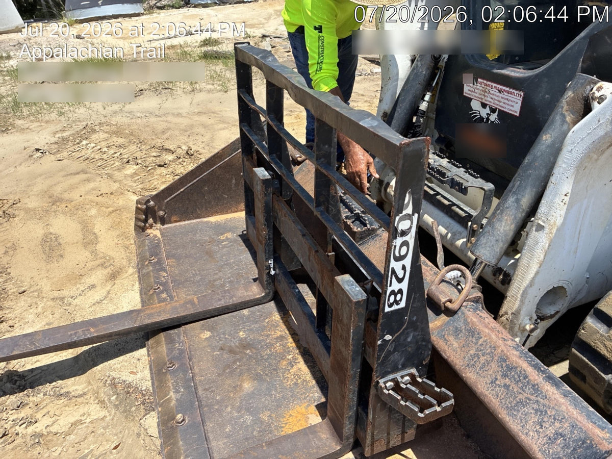 2022 ARROW MATERIAL HANDLING 48" Pallet Forks - Arrow
