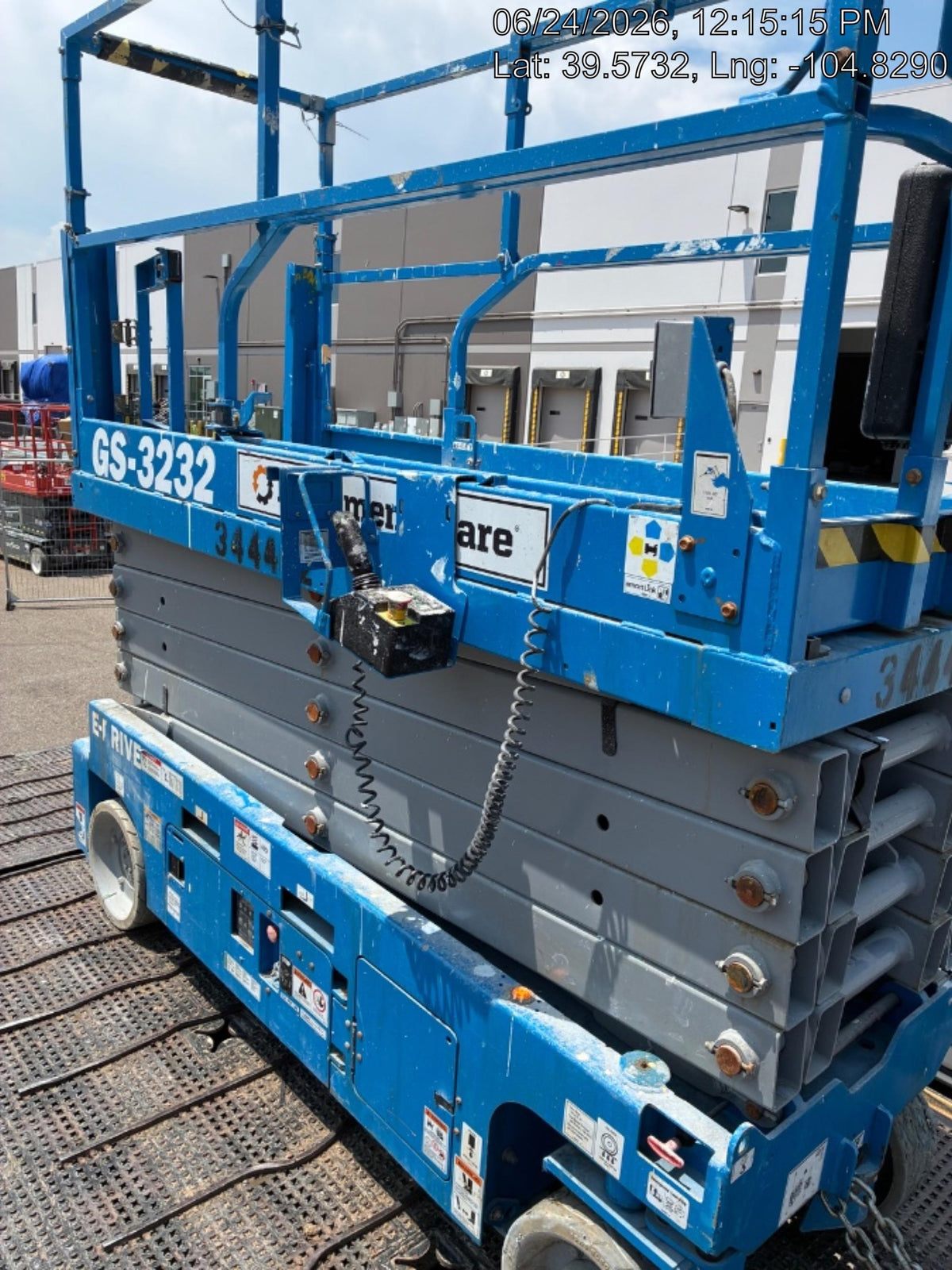 2023 GENIE GS-3232