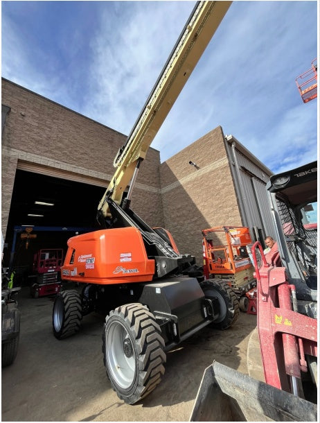 2023 JLG 660SJ