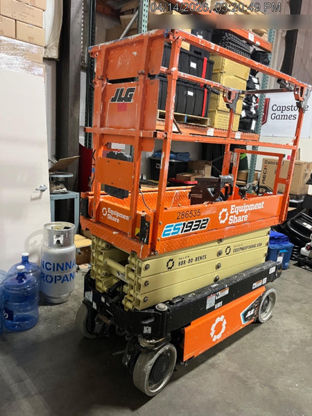 2022 JLG ES1932