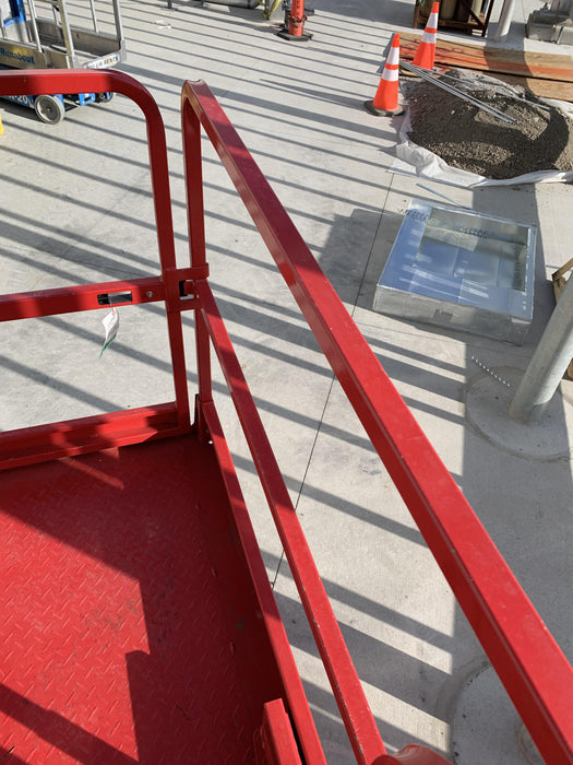 2020 MEC 1330SE Solid NM Tires, Steel Swing out Doors, LCS, Beacon, 900W Inverter