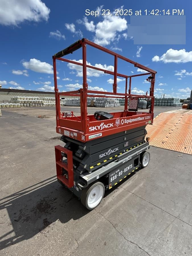 2025 SKYJACK SJ3226