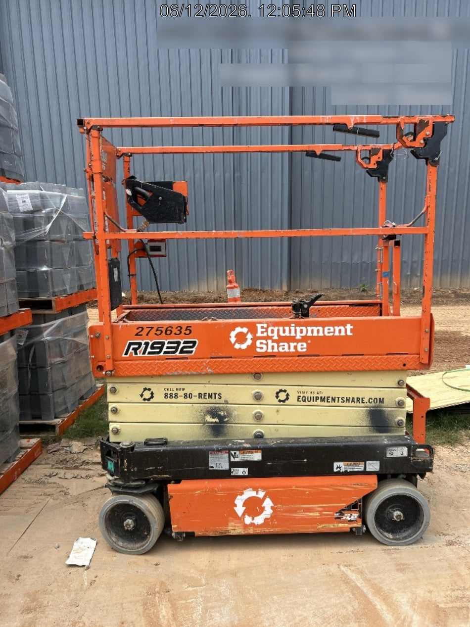 2022 JLG R1932
