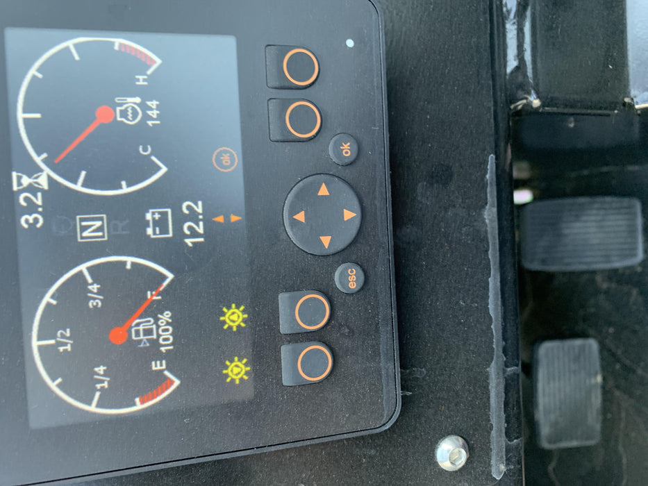 2020 Manitou MTA5519 Cab/Heat/Air, Solid Tires, Work Lights, Beacon, Aux Hydraulics, Back up Alarm, Mirrors, ES Keypad