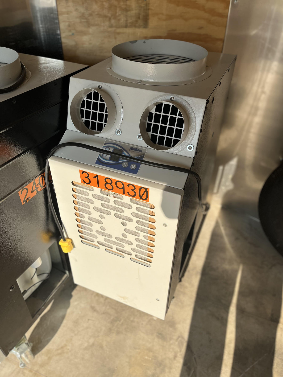 2023 KWIKOOL KPAC1811-2