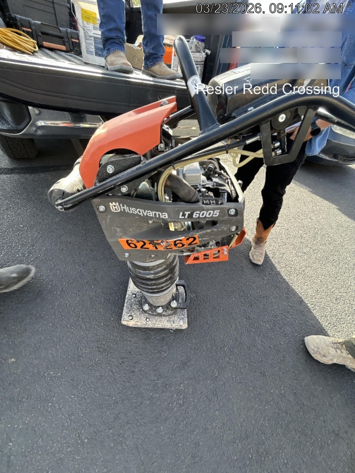 2025 HUSQVARNA LT6005