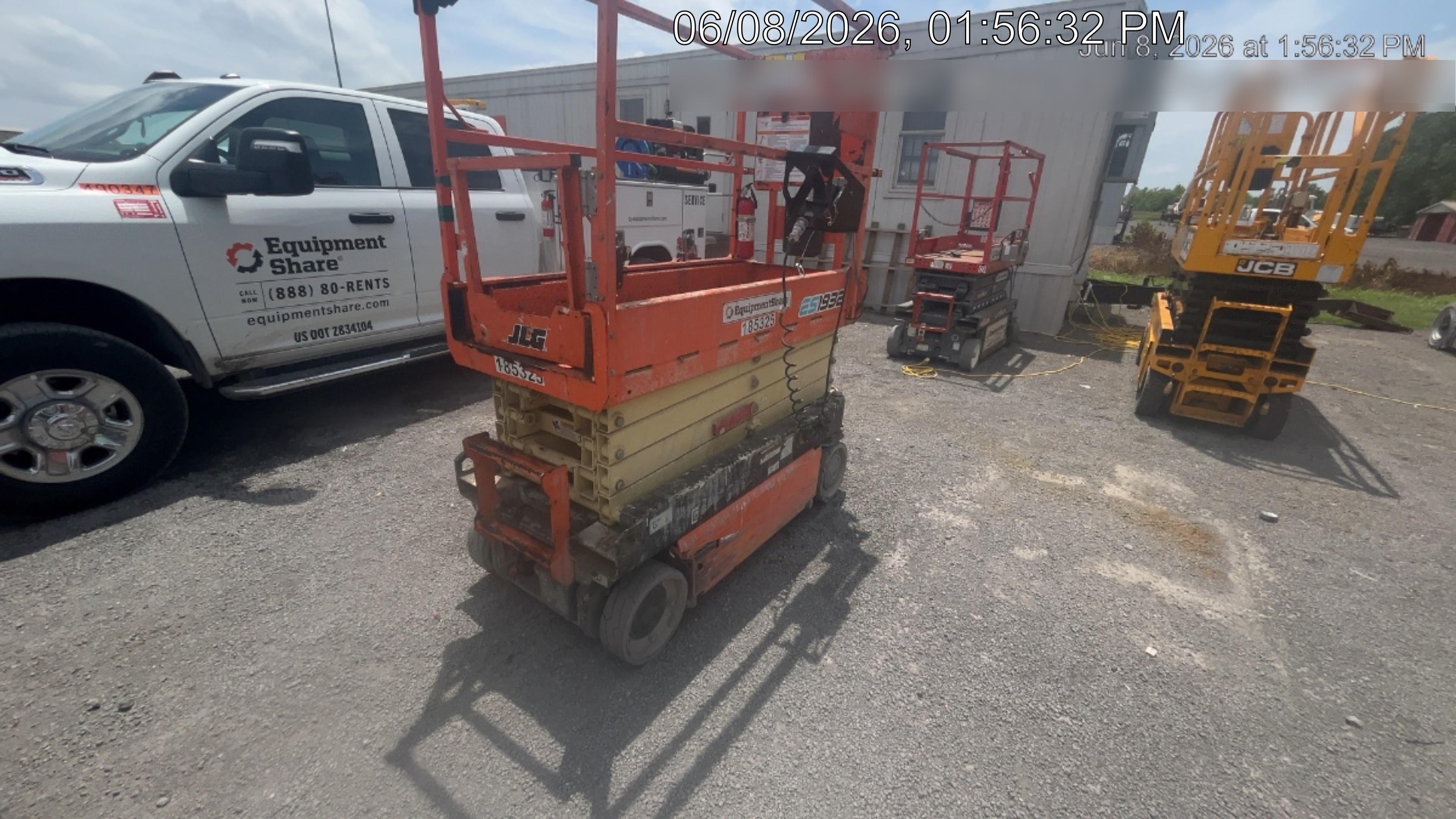 2021 JLG ES1932