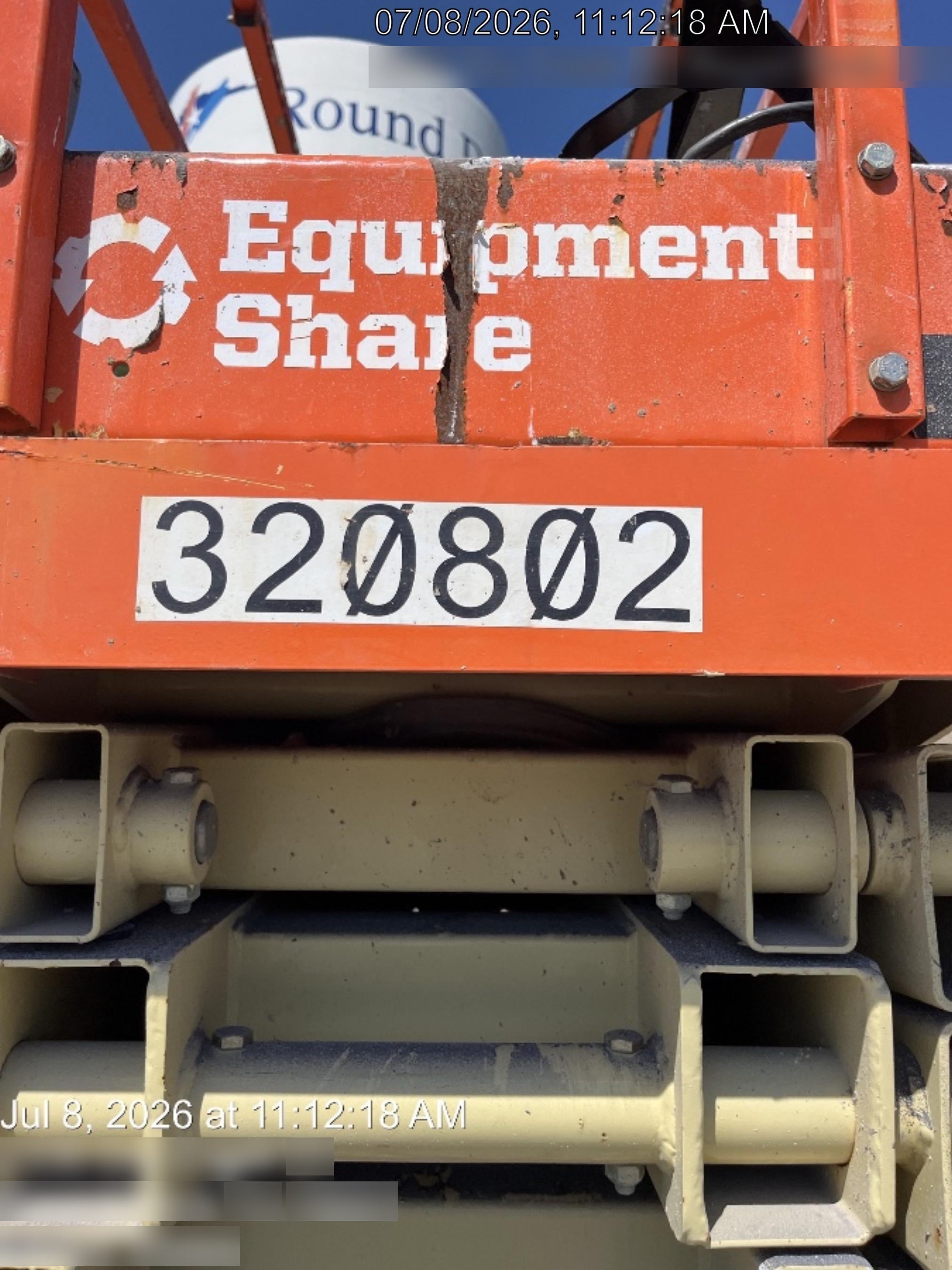 2023 JLG ES2632