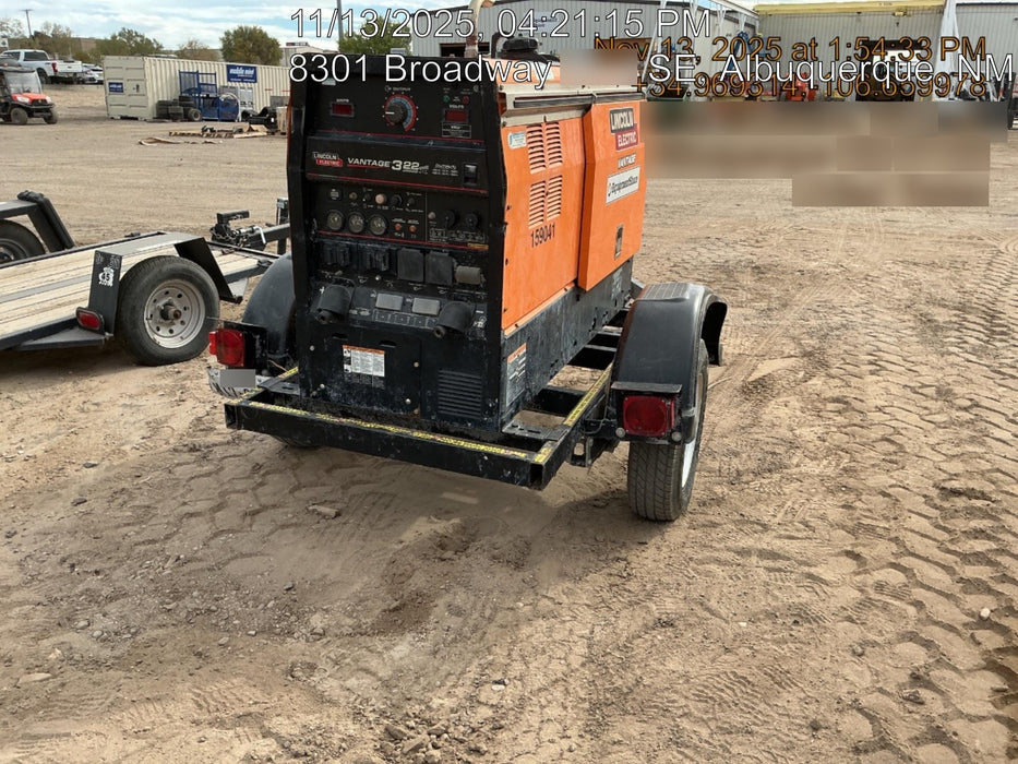 2021 Lincoln Electric Vantage 322 Vantage 322 Ready Pak 3 w/ Decals, ORANGE (includes trailer, cable rack, fender light kit) NO Telematics