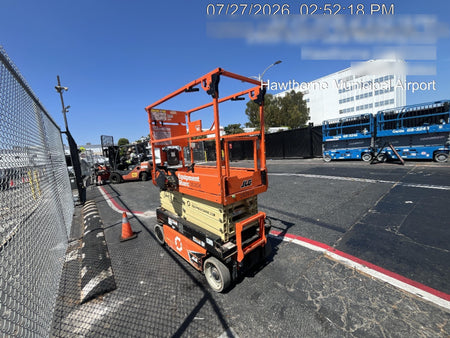 2022 JLG ES1932