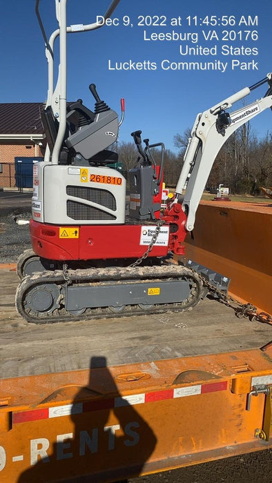 2022 TAKEUCHI TB210R