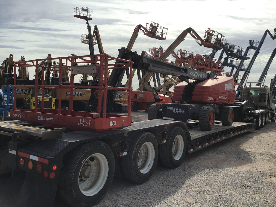 2017 SKYJACK SJ45T+