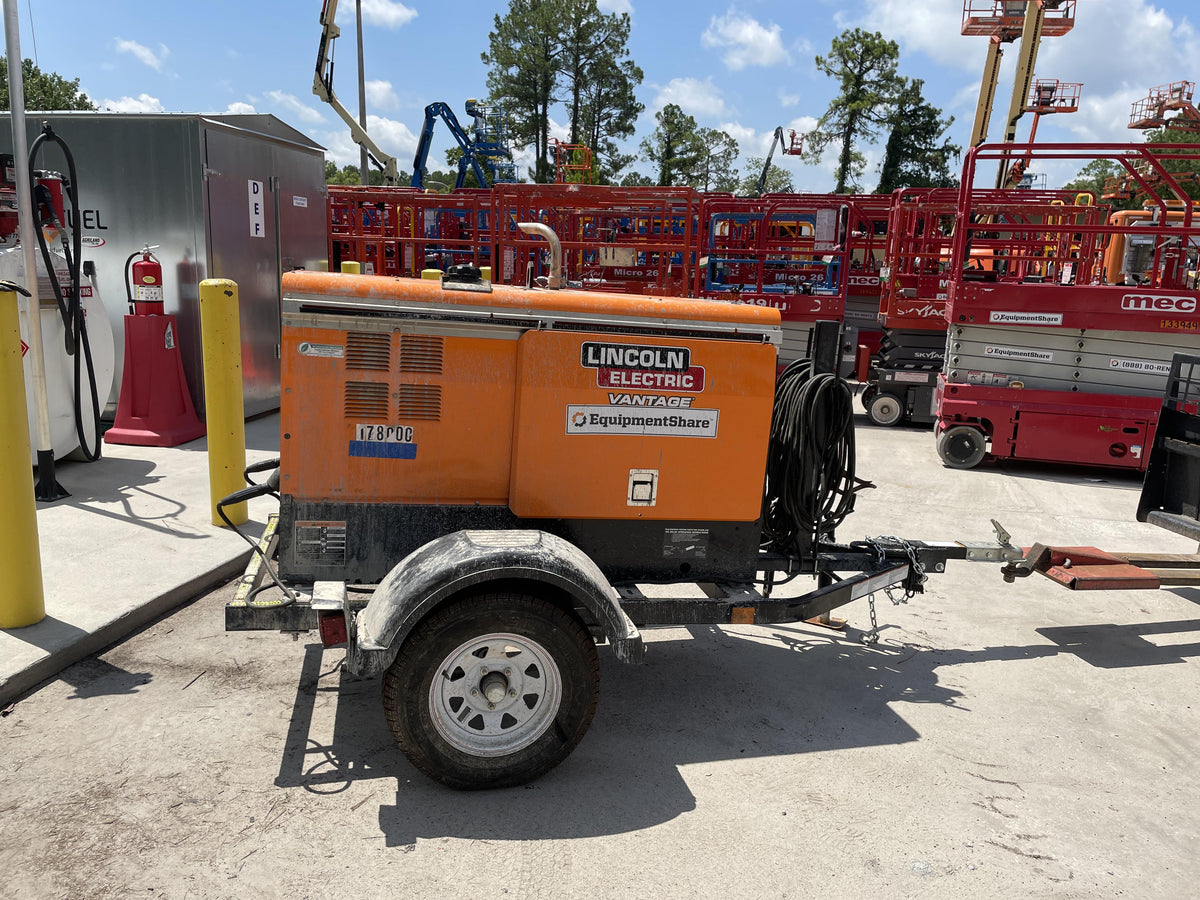 2021 Lincoln Electric Vantage 322 Vantage 322 Ready Pak 3 w/ Decals, ORANGE (includes trailer, cable rack, fender light kit) NO Telematics