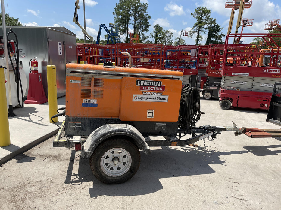 2021 Lincoln Electric Vantage 322 Vantage 322 Ready Pak 3 w/ Decals, ORANGE (includes trailer, cable rack, fender light kit) NO Telematics