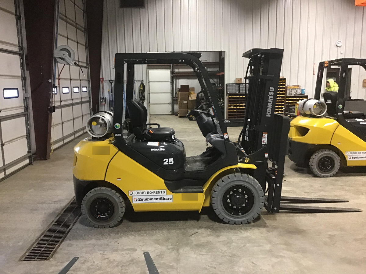 2018 KOMATSU FG25HT-16