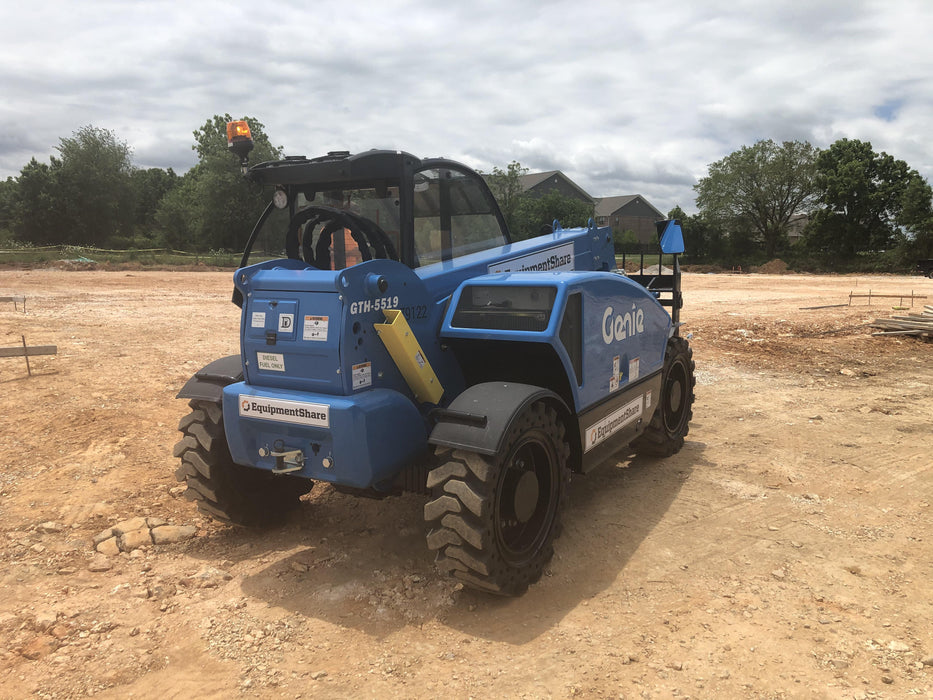 2020 Genie GTH-5519 Cab/Heat/Air, Solid Tires, Work Lights, Beacon, Aux Hydraulics, Back up Alarm