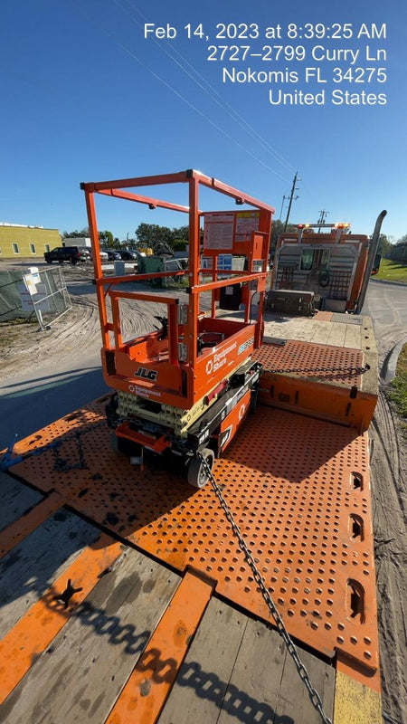 2022 JLG ES1330L