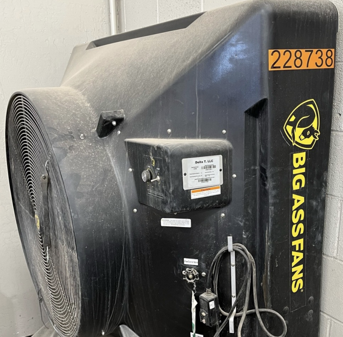 2022 BIG ASS FANS Cool Space 400