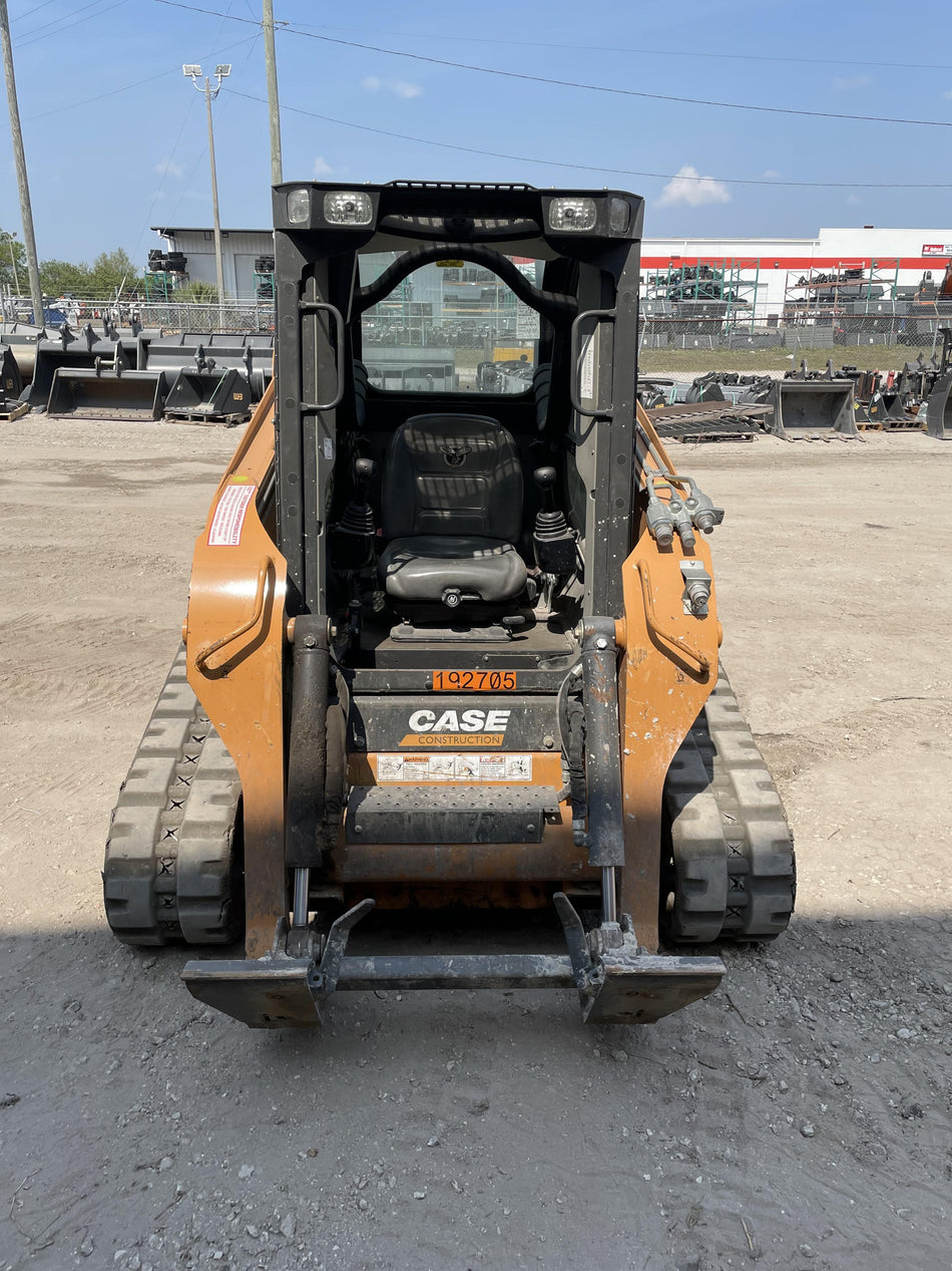 2021 CASE TR310B