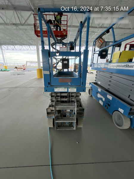 2020 Genie GS-1930 Solid Non Marking Tires, Beacon, Folding rails with half height swing gate, 800W Inverter