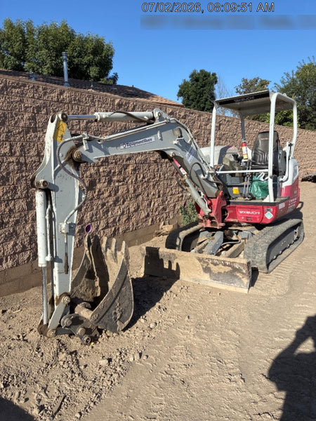 2021 TAKEUCHI TB235-2R
