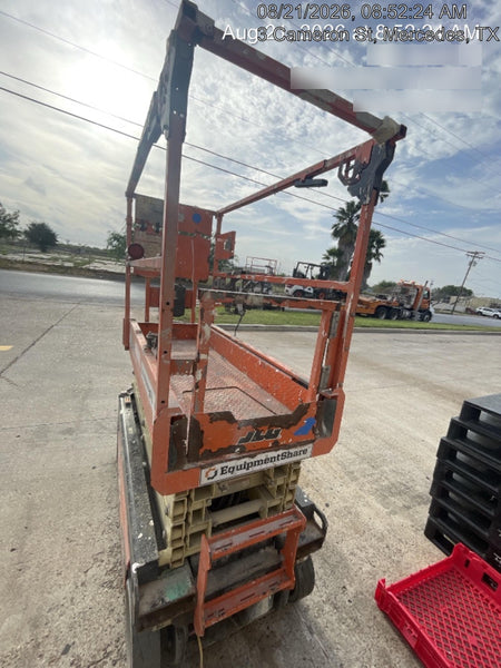 2021 JLG ES1932