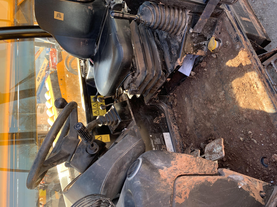 2020 JCB 509-42 Cab/Heat/Air, Solid Tires, Work Lights, Beacon, Aux Hydraulics, Back up Alarm, Lifting Eye, ES Decals