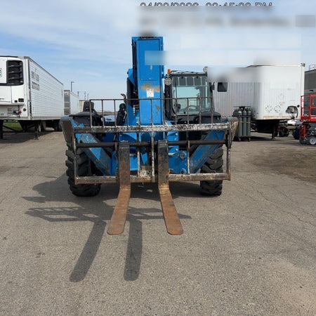 2018 Genie GTH-1056 Genie GTH-1056 w/Enclosed Cab w/HVAC, Work Lights, Solid Tires, Beacon, 60" Carriage and Forks