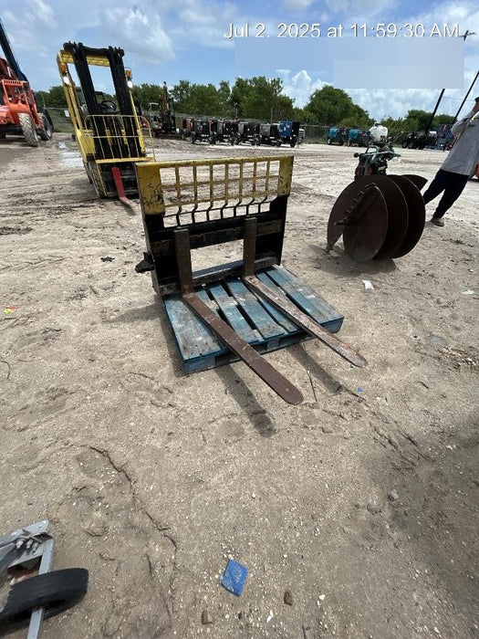 2021 PALADIN 48" Pallet Forks - Paladin