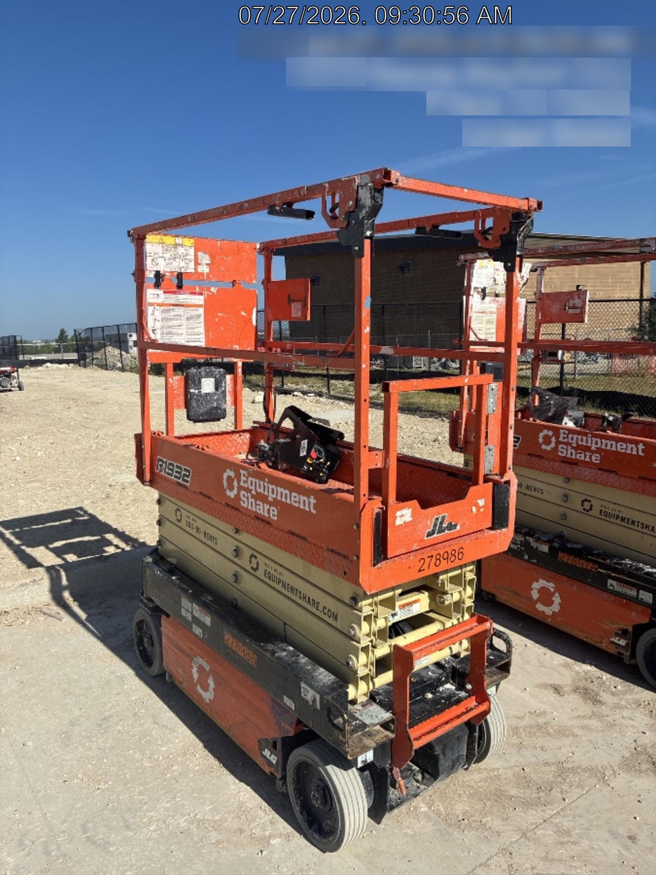 2022 JLG R1932