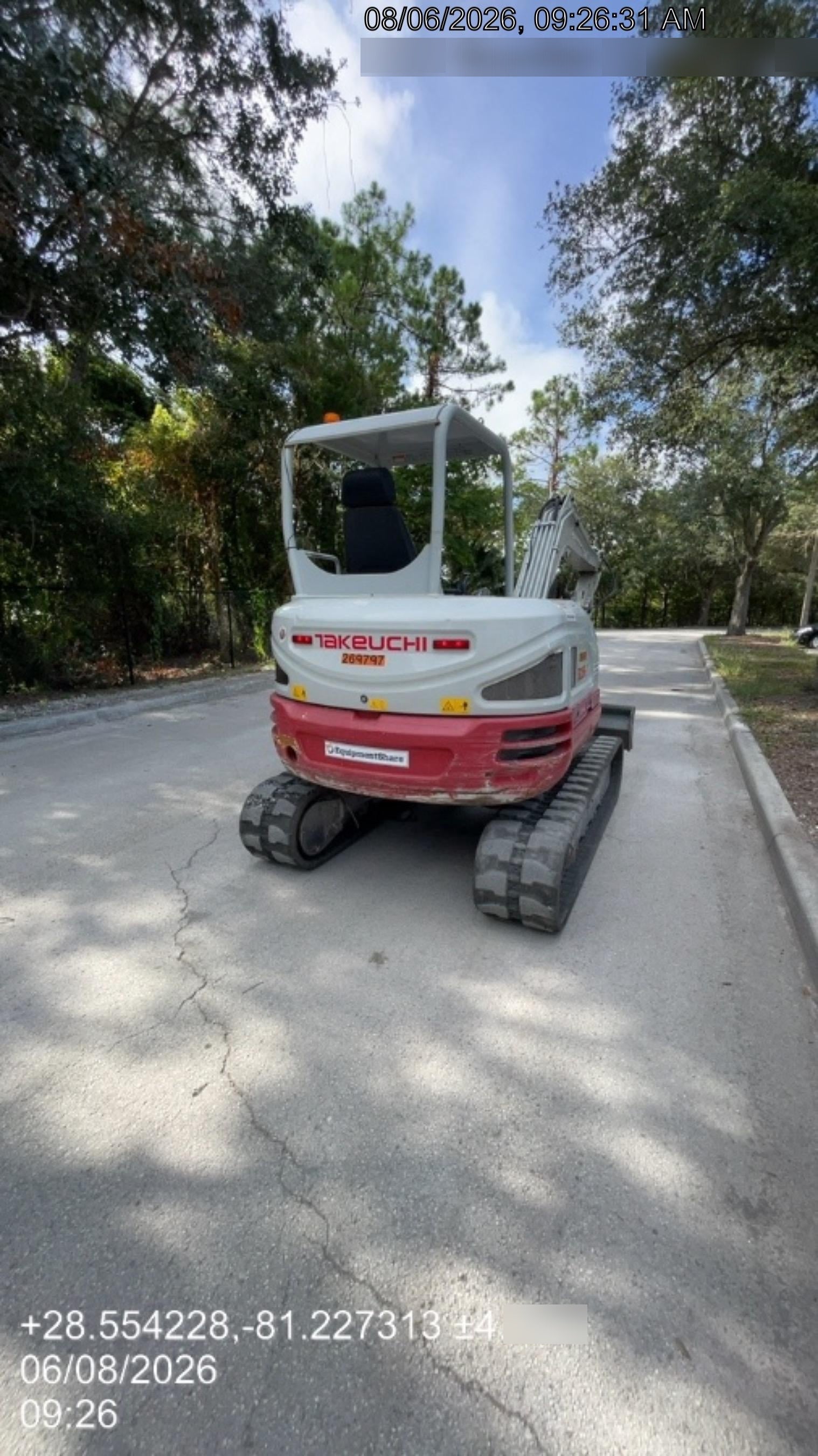 2022 TAKEUCHI TB250-2R