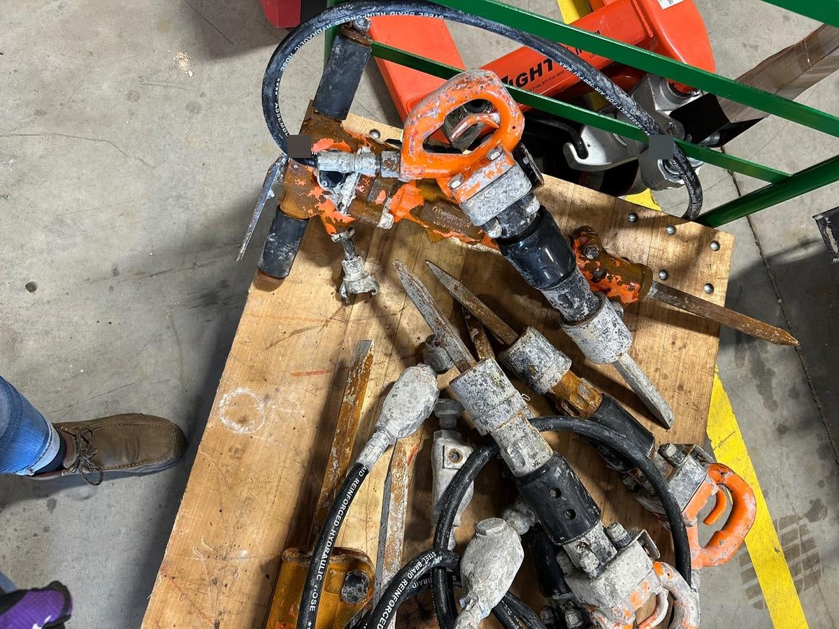 2023 MICHIGAN PNEUMATIC ES-TPB90-118-TRACKER